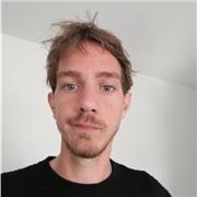 Profesor de dibujo artistico que imparte clases a todas las edades, con variedad de enfoques: Dibujo académico, ilustración, cómic